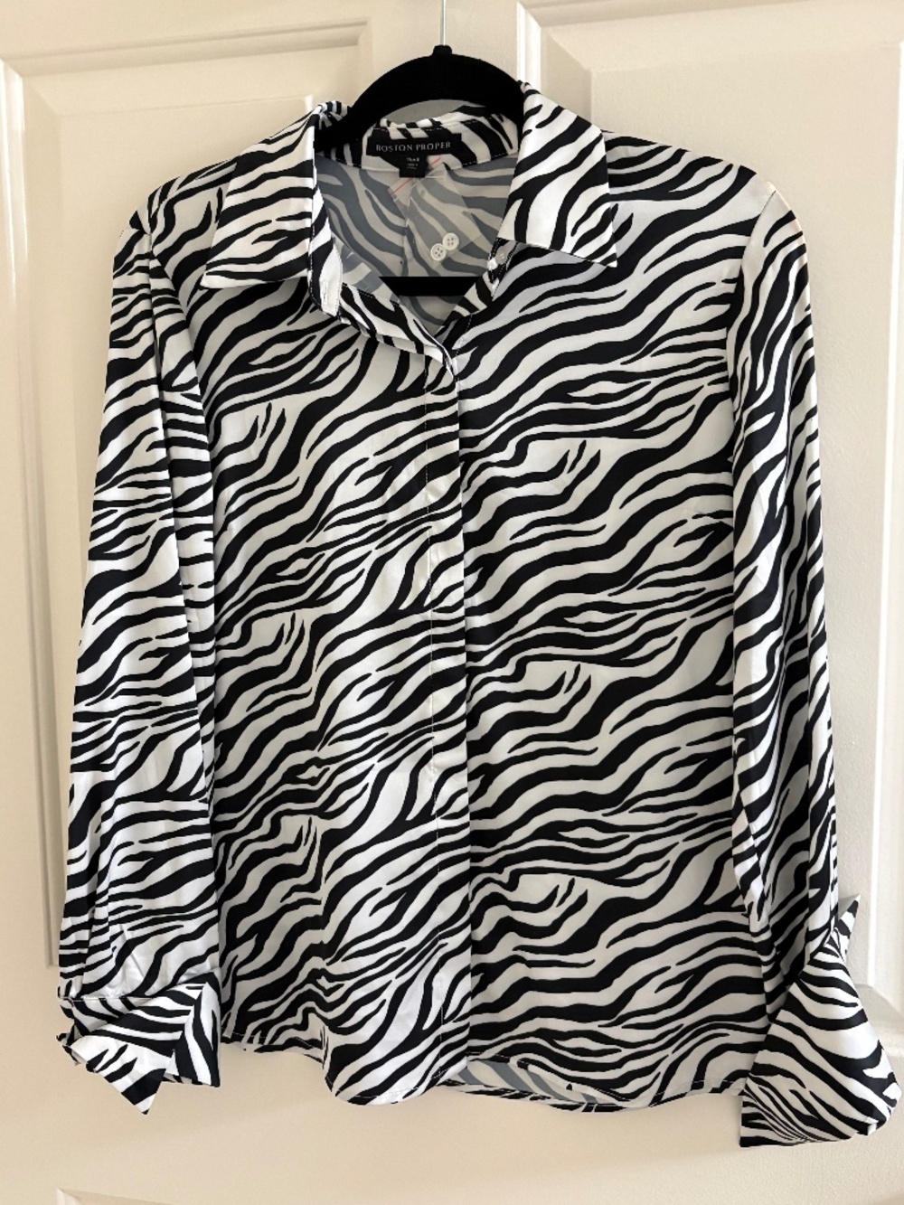 Boston Proper Zebra Print Button Down Blouse Black White Size 8
